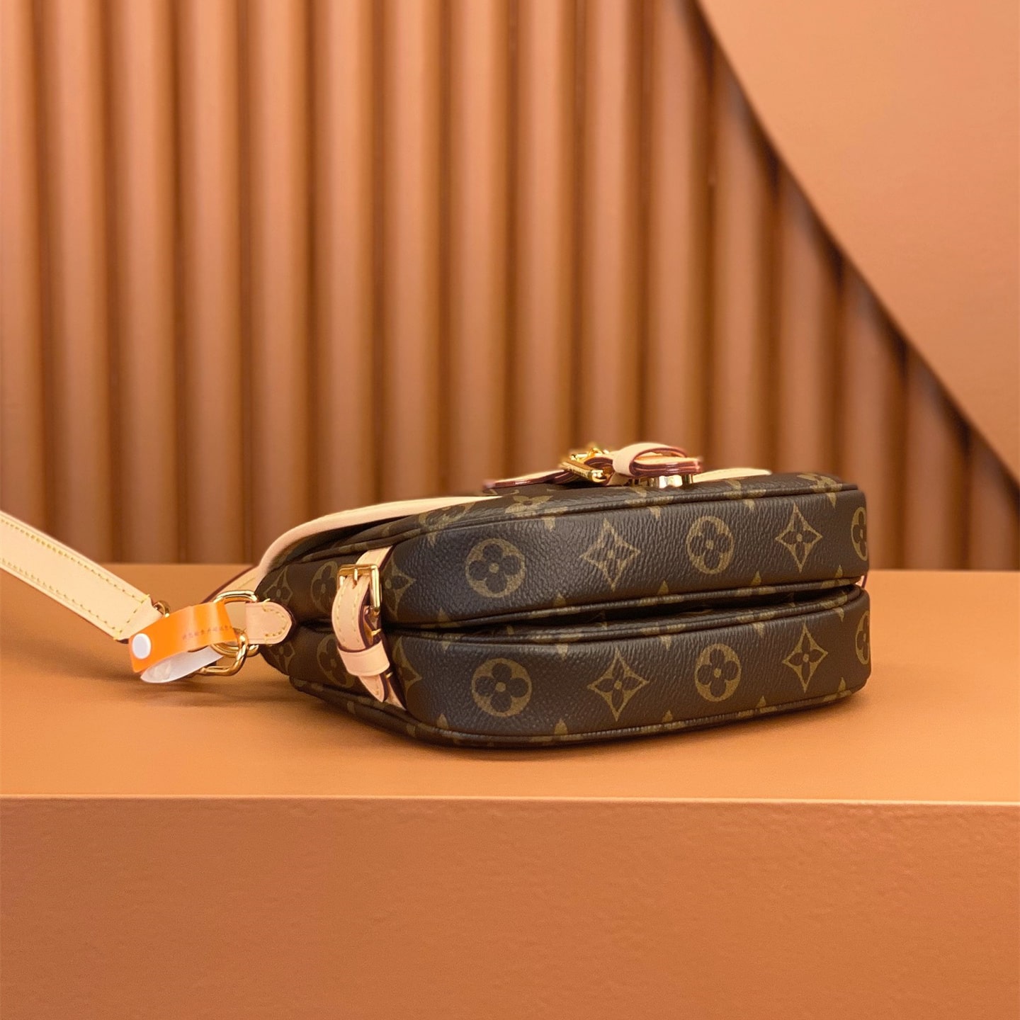 Louis Vuitton 路易威登 Leather Goods