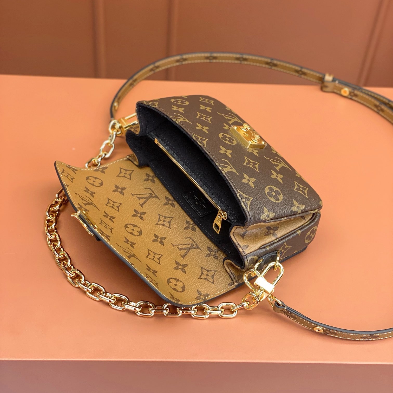 Louis Vuitton 路易威登 Leather Goods