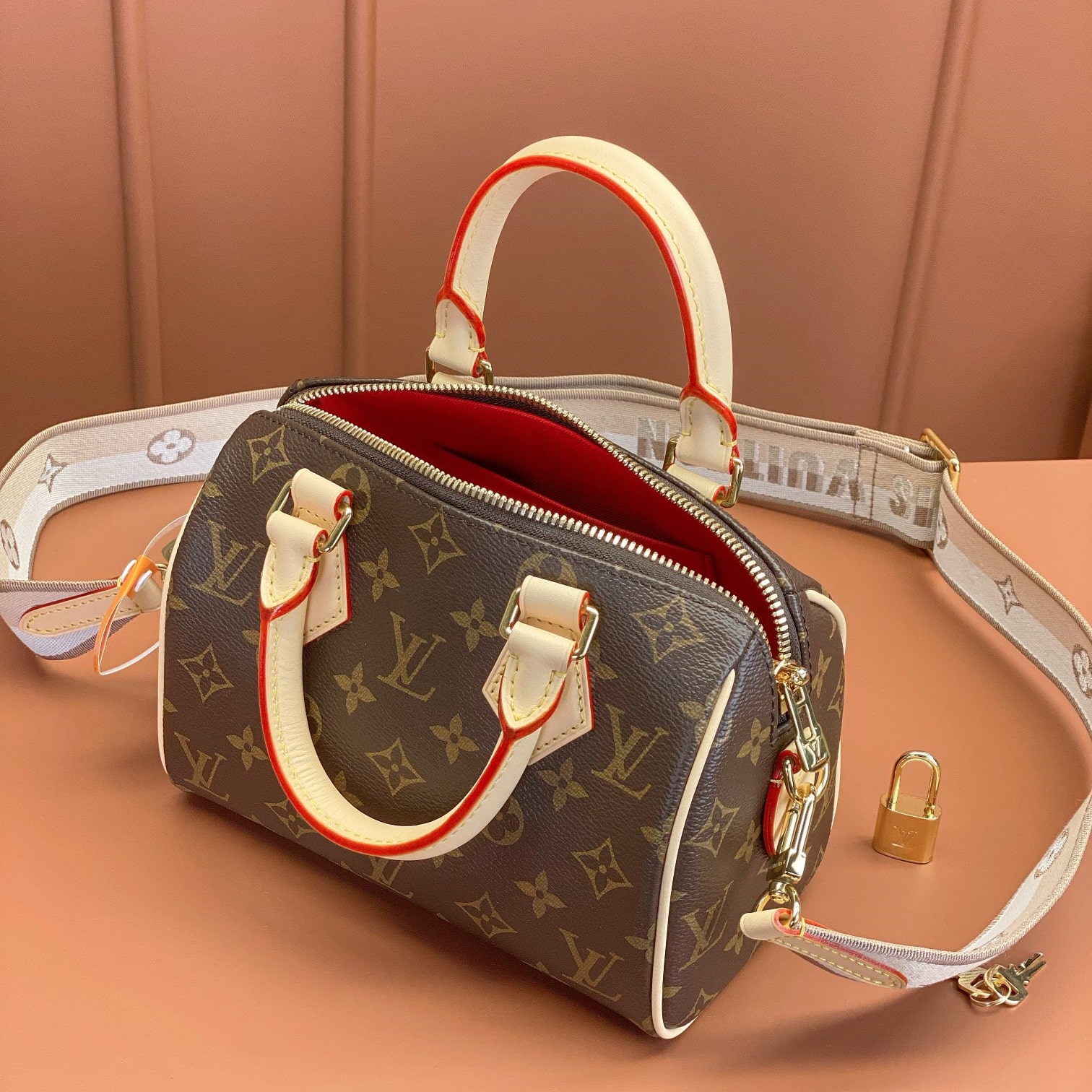 Louis Vuitton 路易威登 Leather Goods