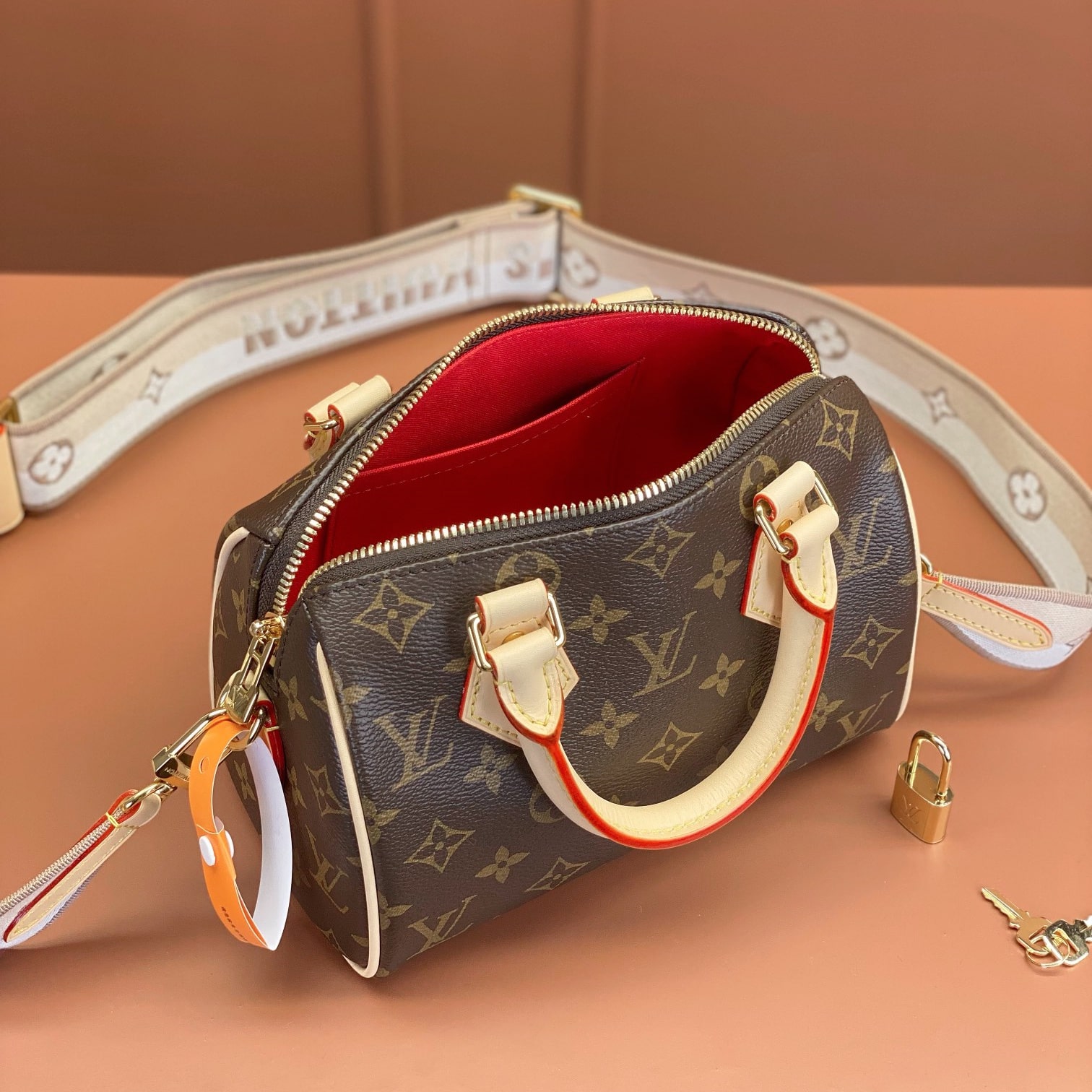 Louis Vuitton 路易威登 Leather Goods