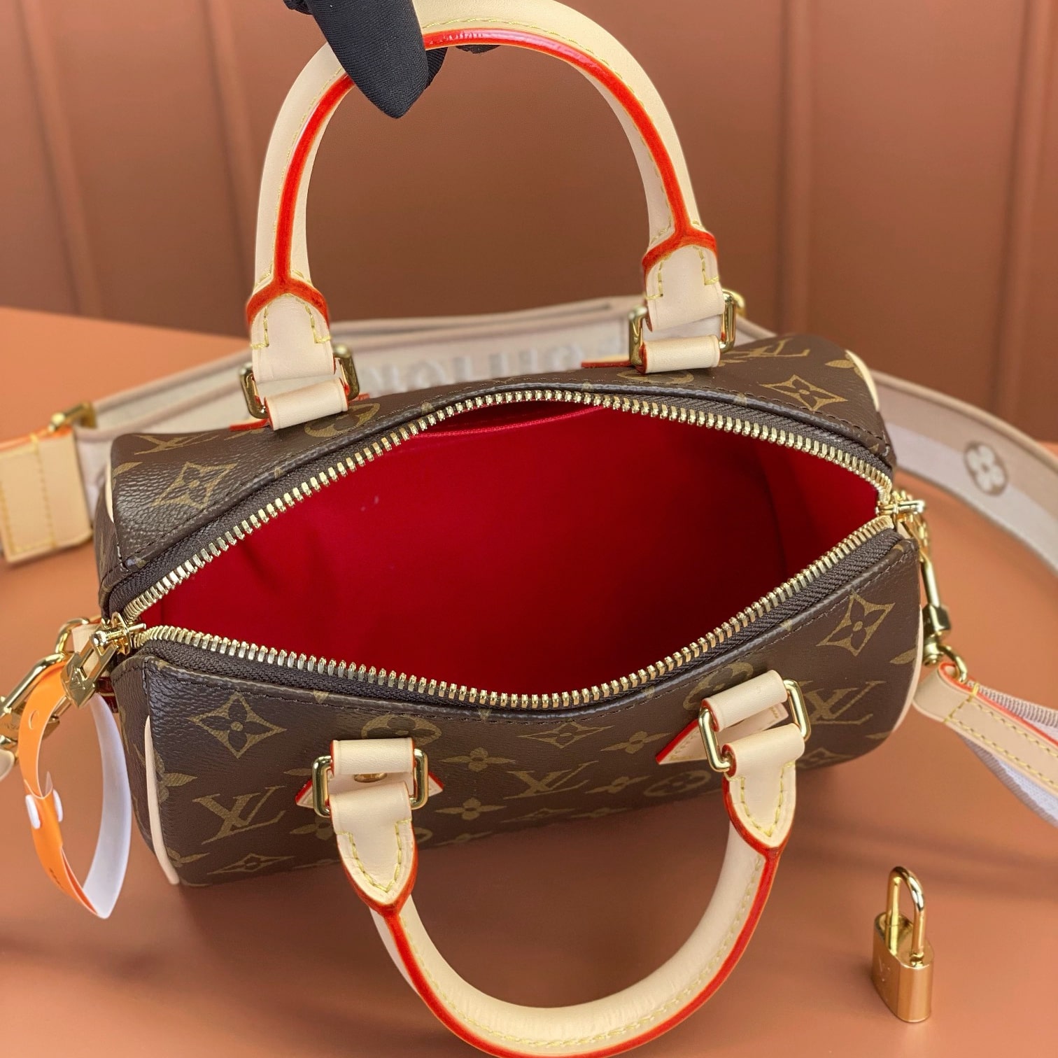 Louis Vuitton 路易威登 Leather Goods