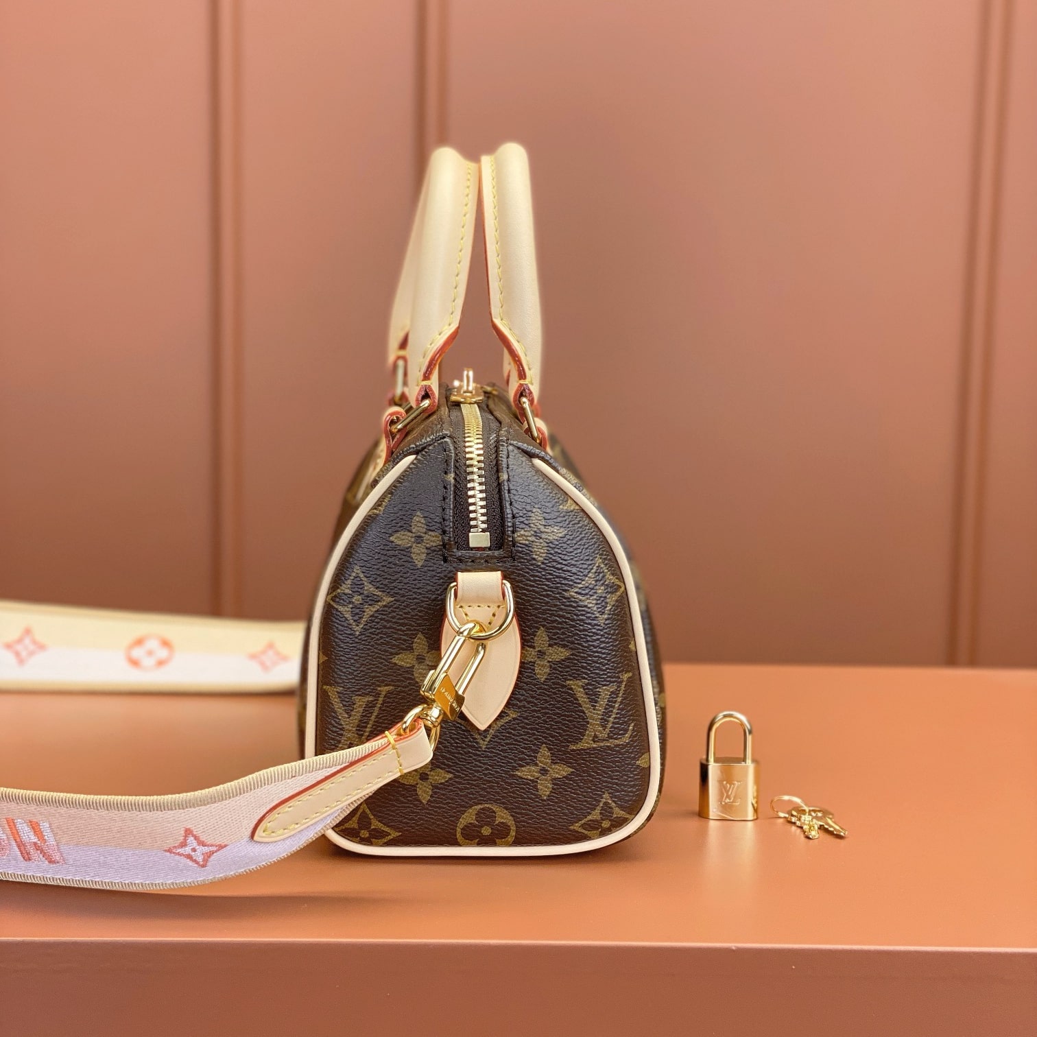 Louis Vuitton 路易威登 Leather Goods
