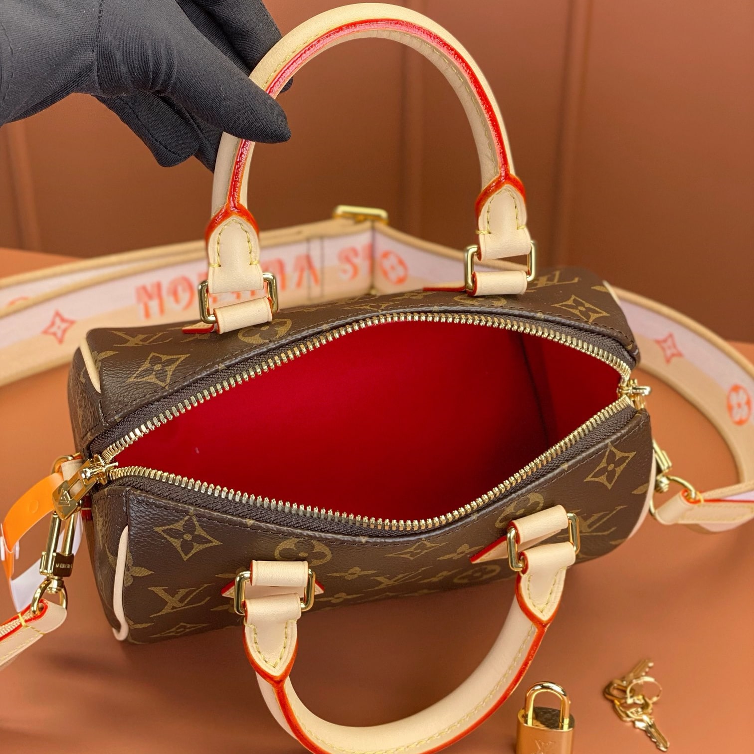 Louis Vuitton 路易威登 Leather Goods