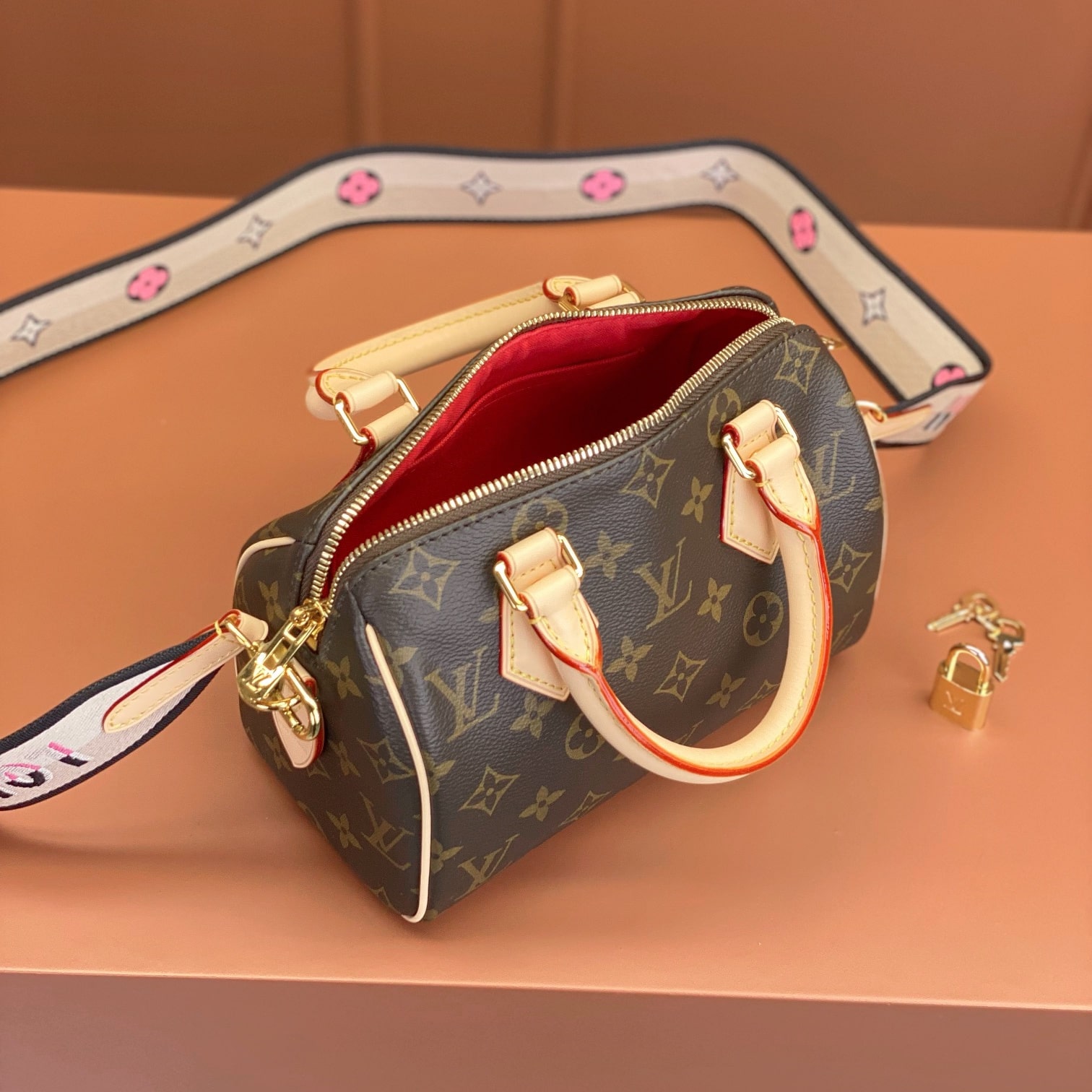 Louis Vuitton 路易威登 Leather Goods