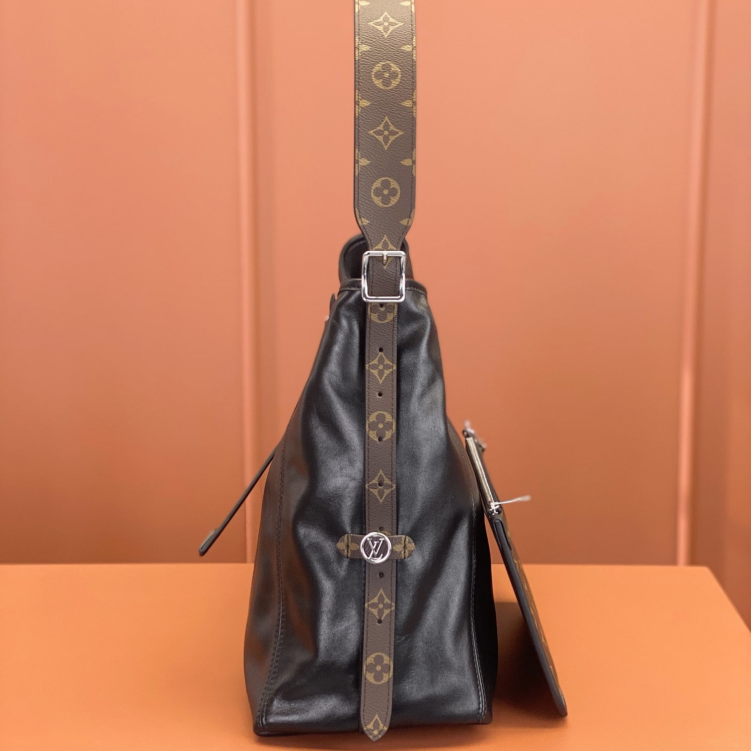 Louis Vuitton 路易威登 Leather Goods