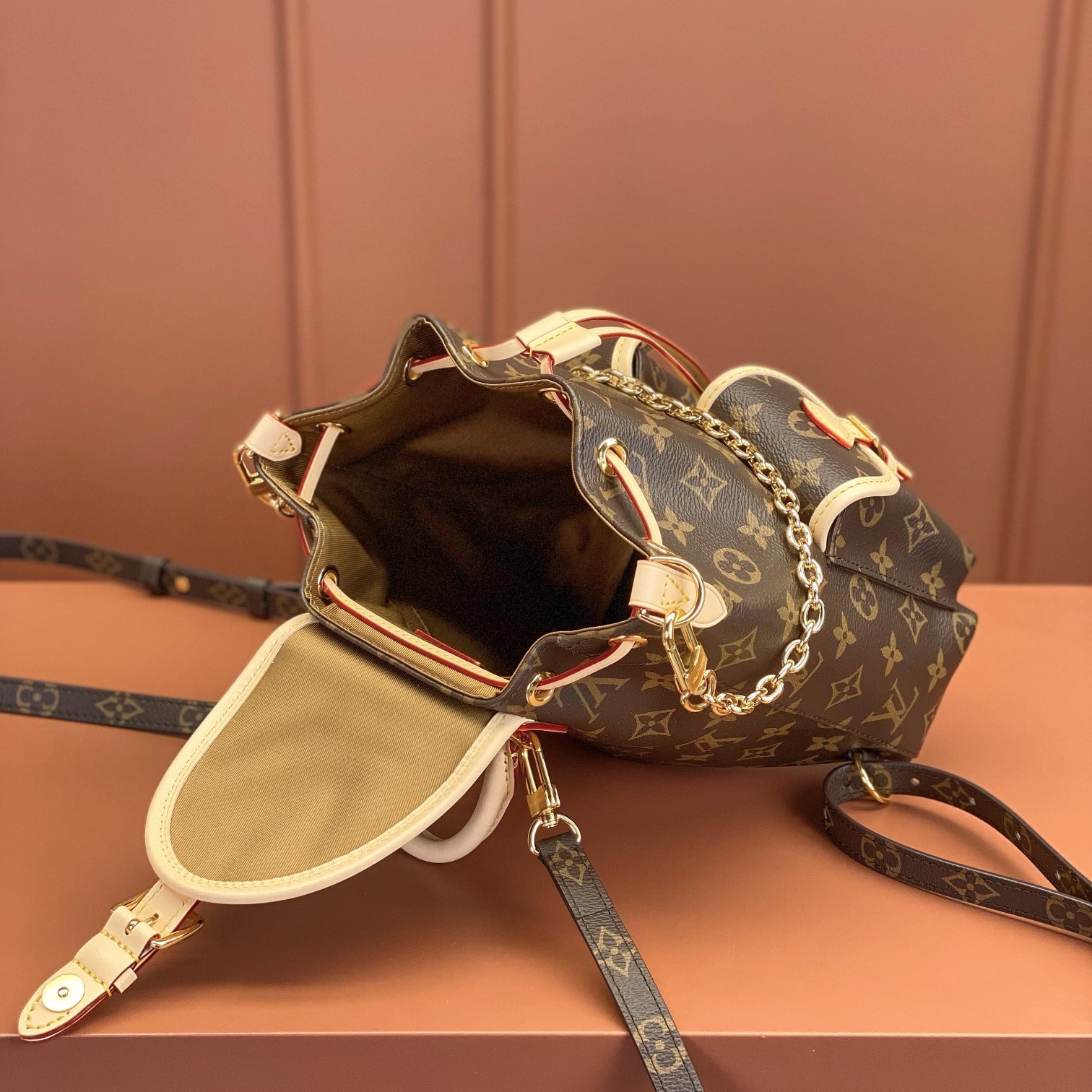 Louis Vuitton 路易威登 Leather Goods
