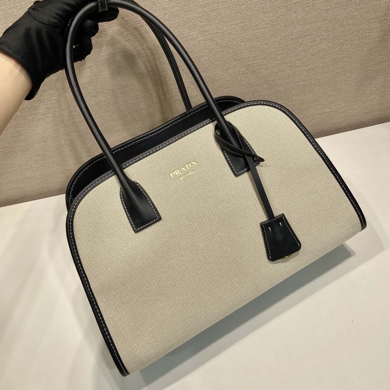 Prada 普拉達 Leather Goods