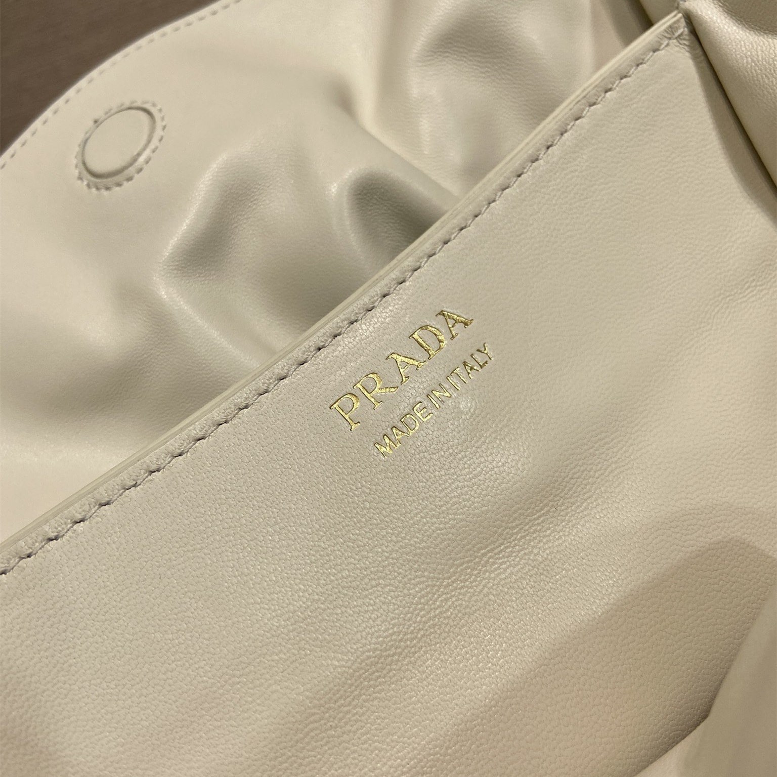 Prada 普拉達 Leather Goods