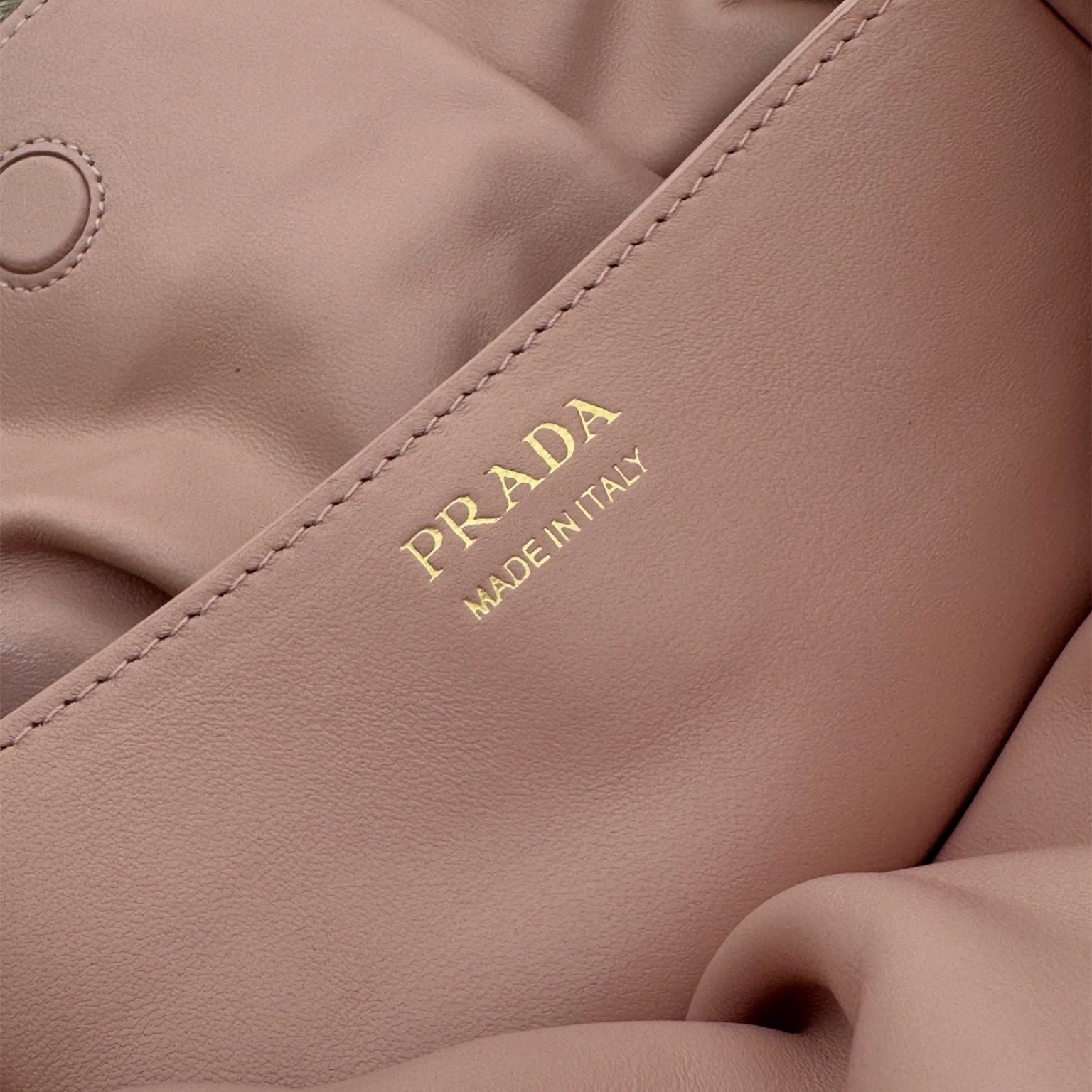Prada 普拉達 Leather Goods