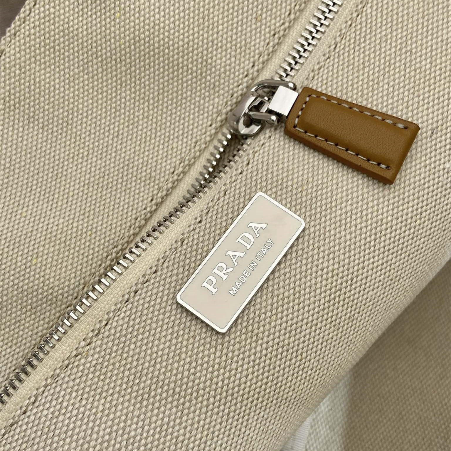 Prada 普拉達 Leather Goods