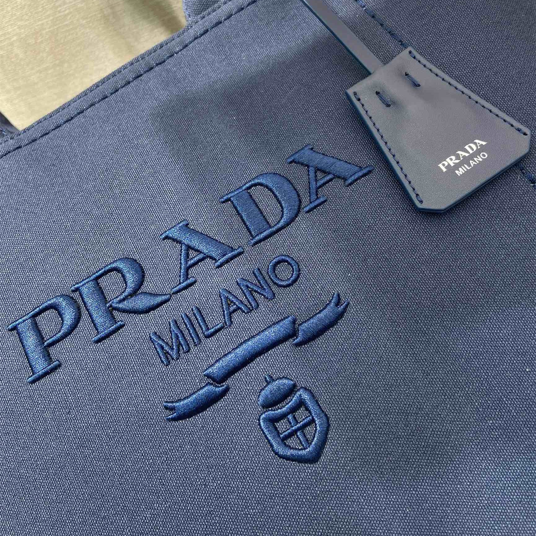 Prada 普拉達 Leather Goods