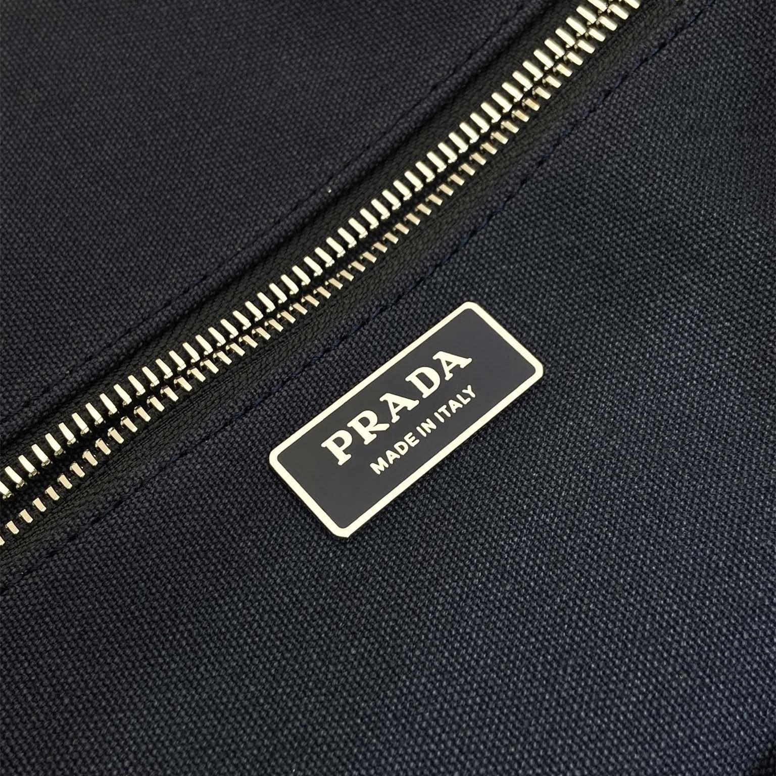 Prada 普拉達 Leather Goods