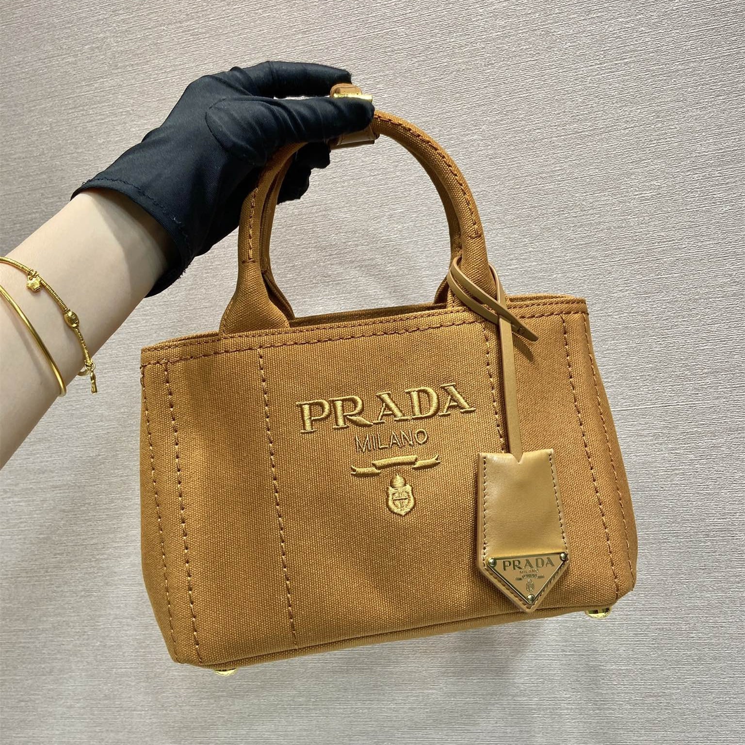 Prada 普拉達 Leather Goods