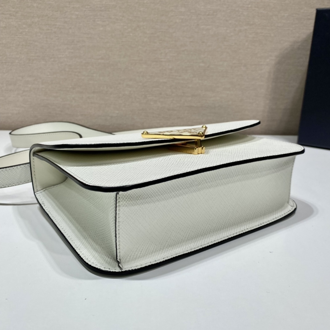 Prada 普拉達 Leather Goods