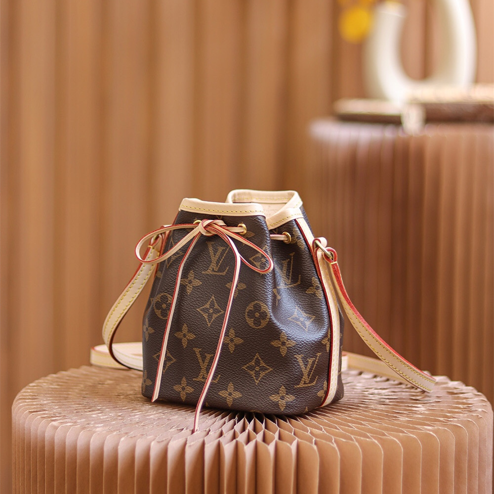 Louis Vuitton 路易威登 Bucket Bag
