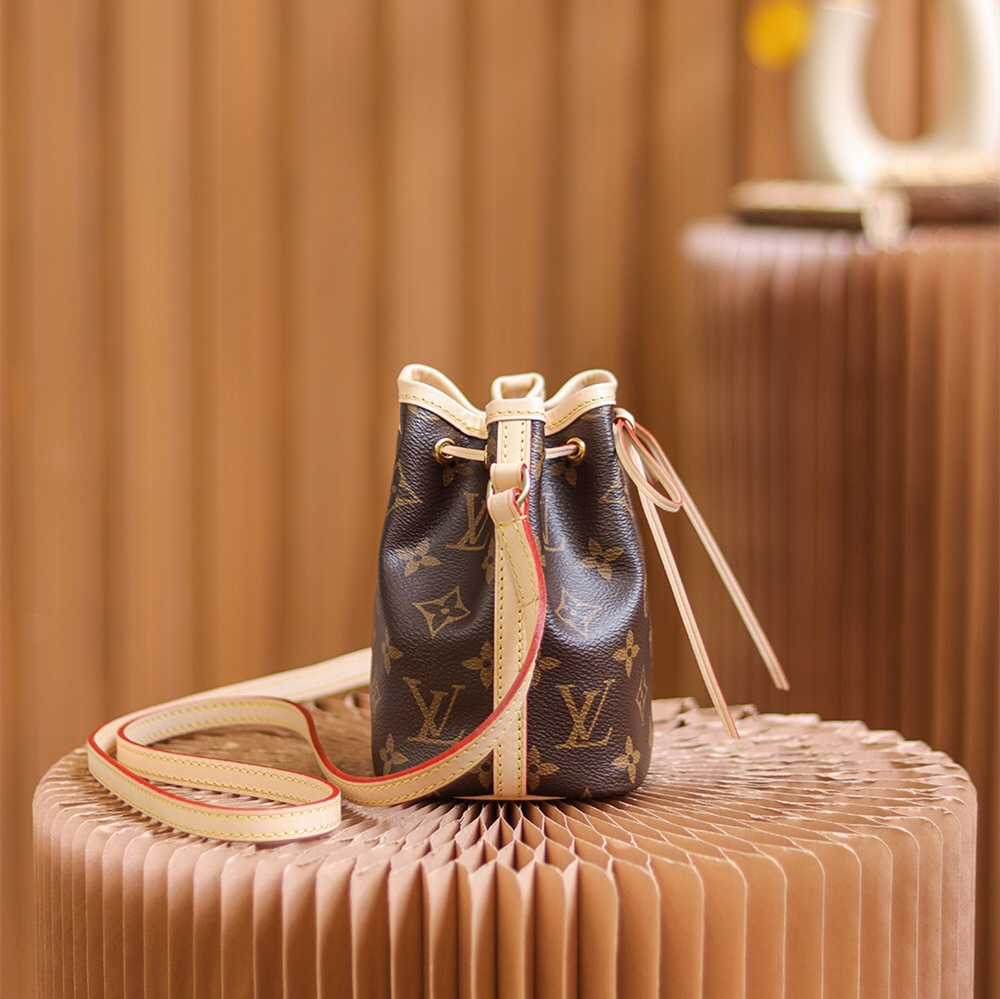 Louis Vuitton 路易威登 Bucket Bag