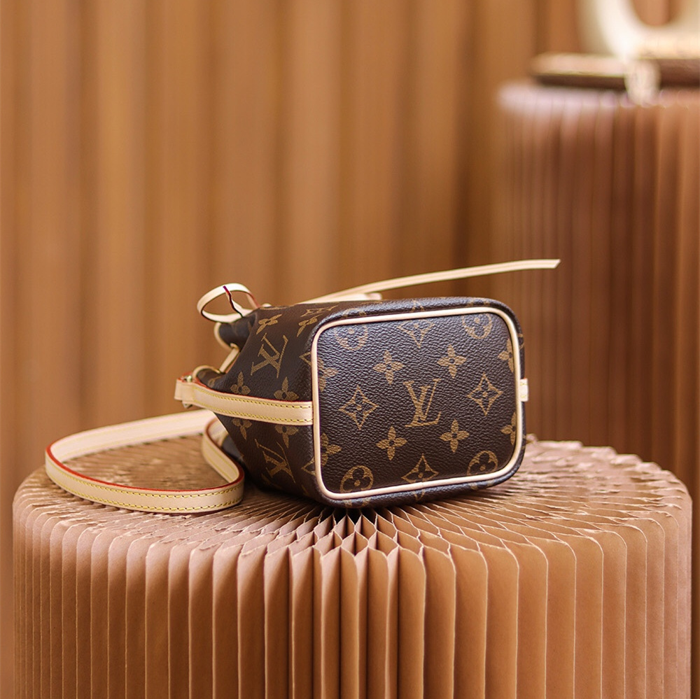 Louis Vuitton 路易威登 Bucket Bag