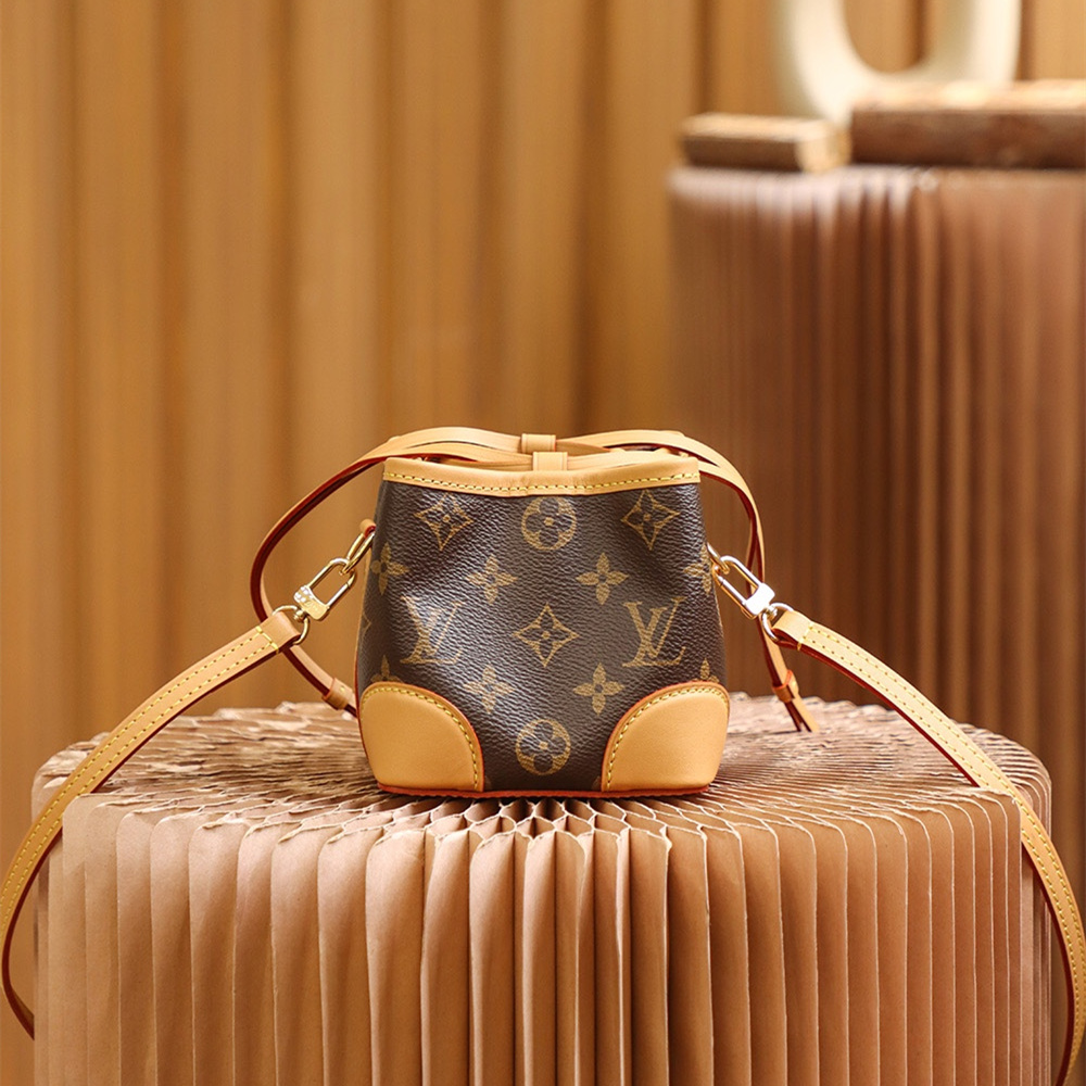 Louis Vuitton 路易威登 Bucket Bag