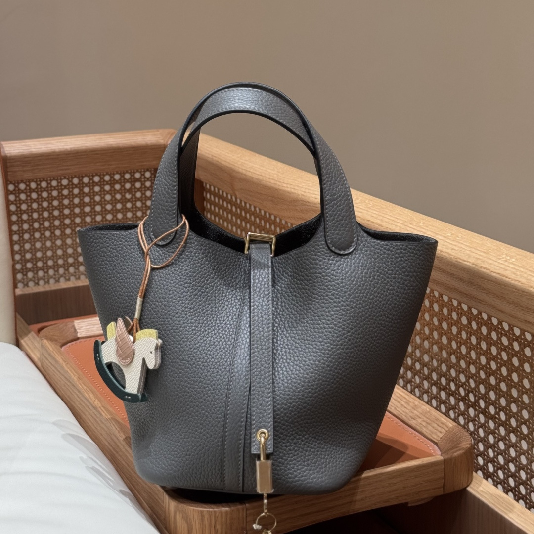 Hermès 愛馬仕 Leather Goods