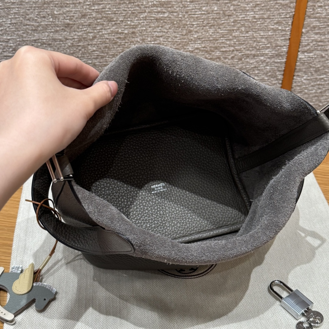Hermès 愛馬仕 Leather Goods