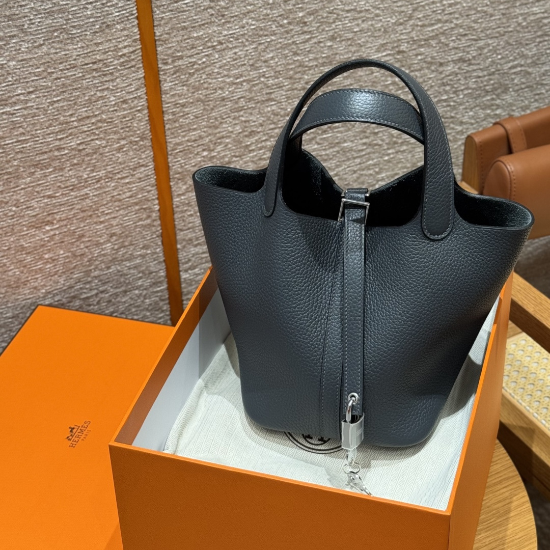 Hermès 愛馬仕 Leather Goods