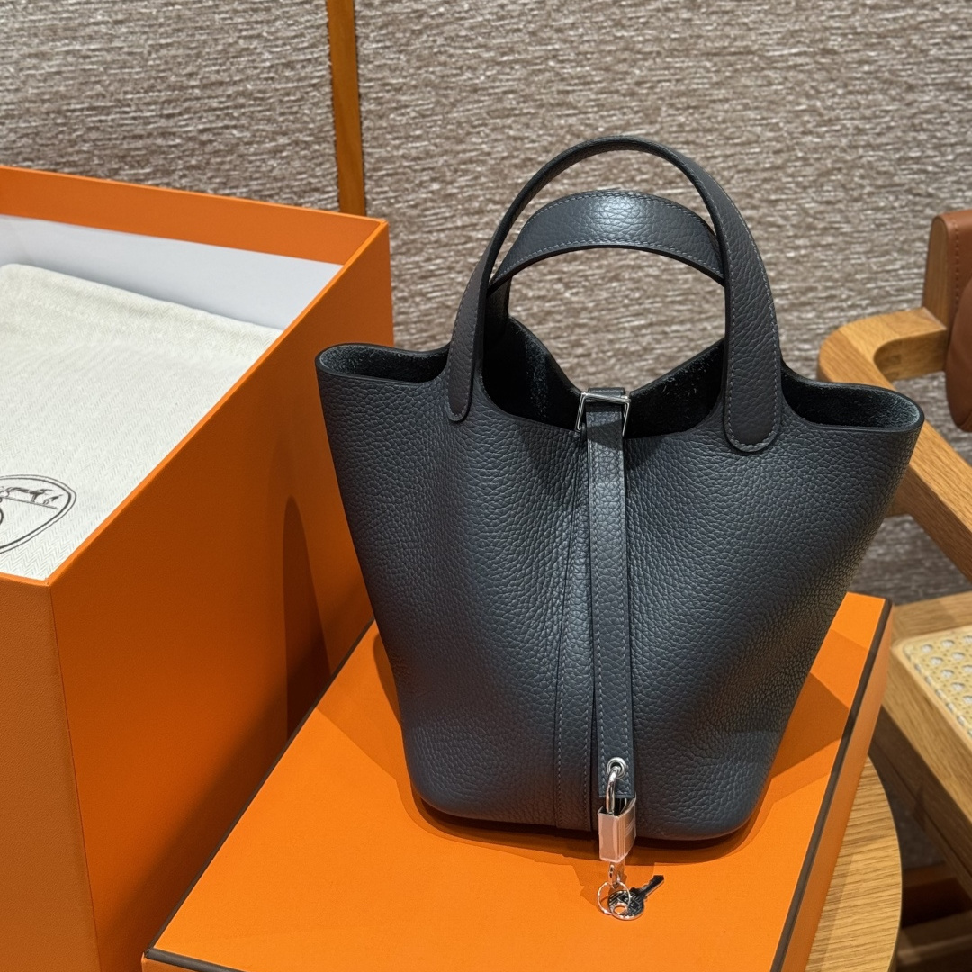 Hermès 愛馬仕 Leather Goods