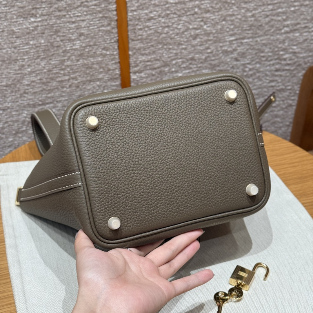 Hermès 愛馬仕 Leather Goods