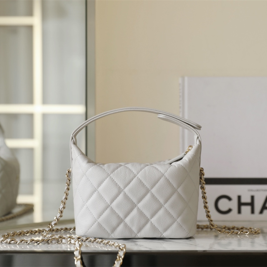 Chanel 香奈兒 Leather Goods