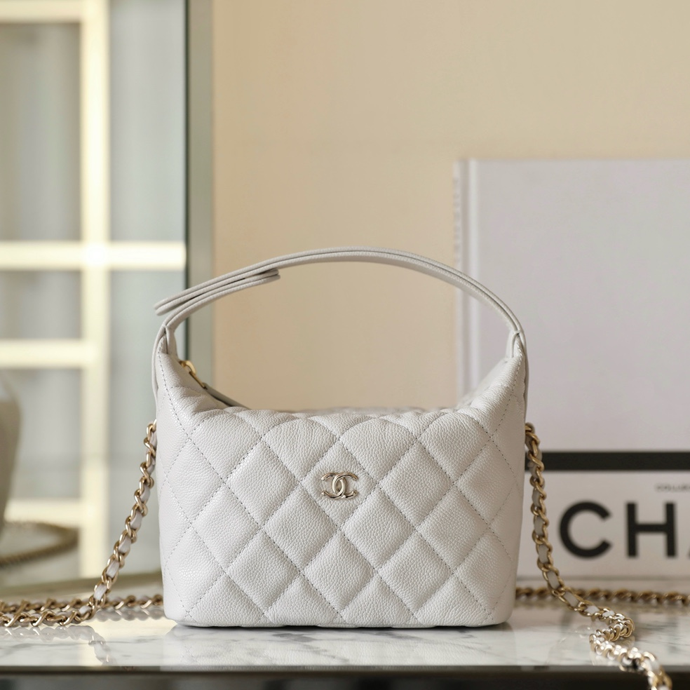 Chanel 香奈兒 Leather Goods