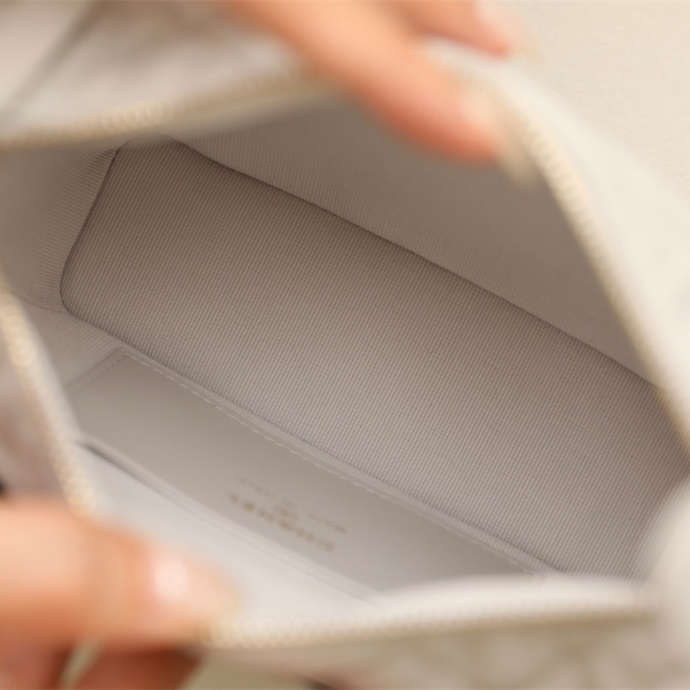 Chanel 香奈兒 Leather Goods