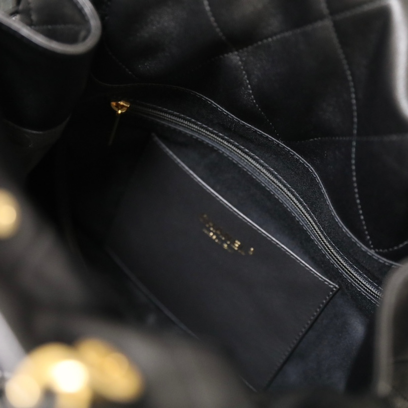 Chanel 香奈兒 Leather Goods