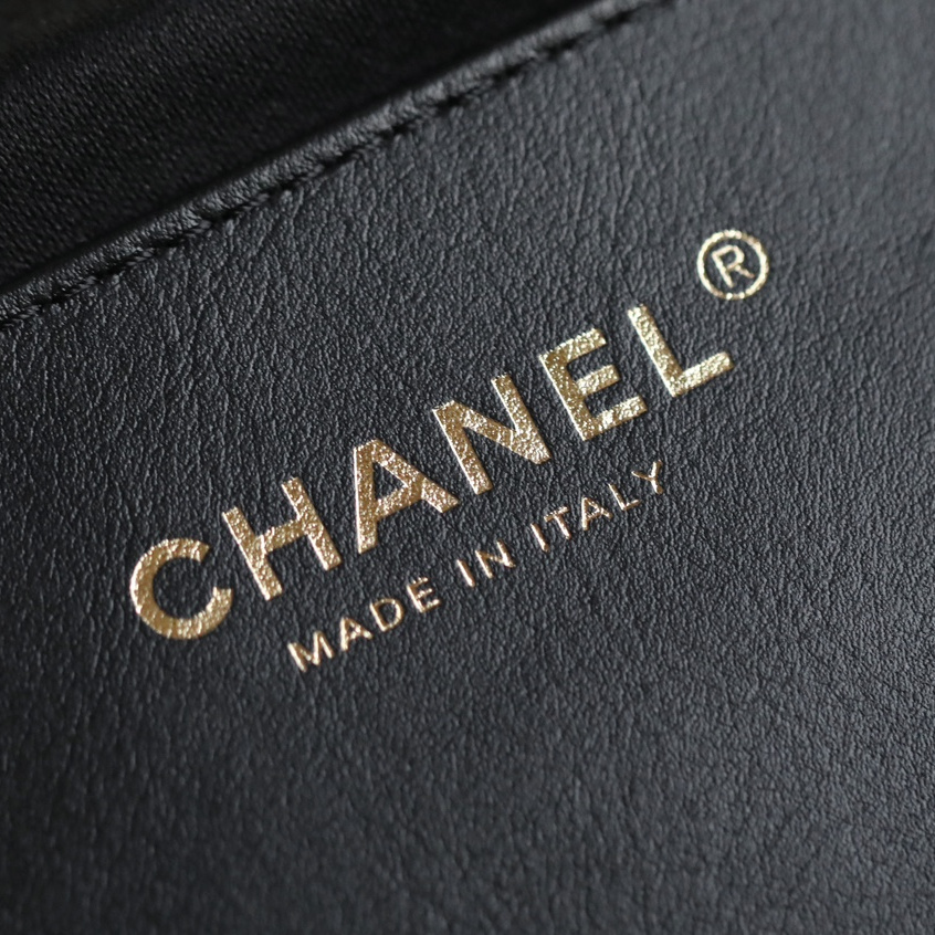 Chanel 香奈兒 Leather Goods