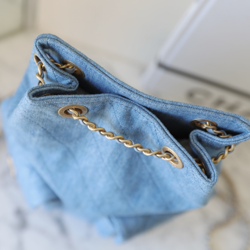 Chanel 香奈兒 Leather Goods