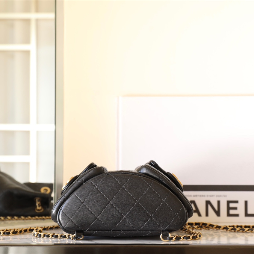 Chanel 香奈兒 Leather Goods