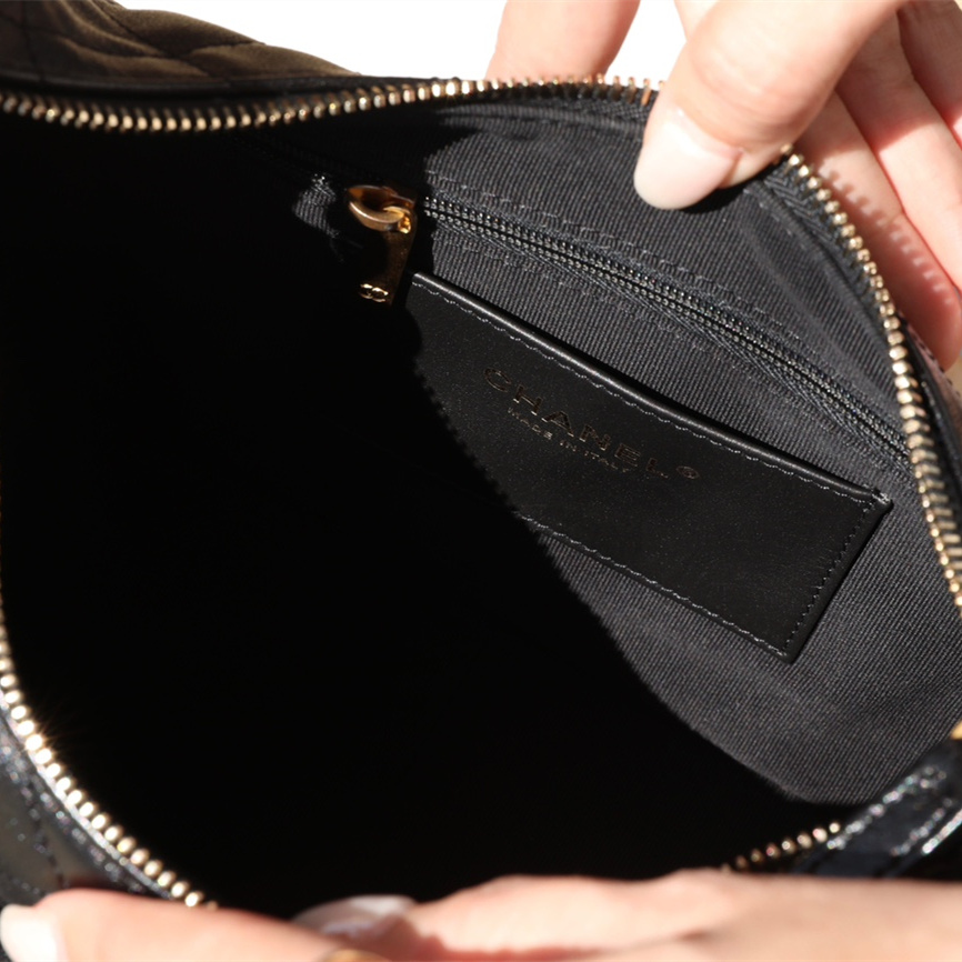 Chanel 香奈兒 Leather Goods