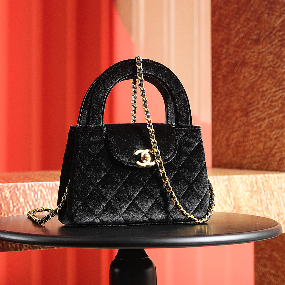 Chanel 香奈兒 Leather Goods
