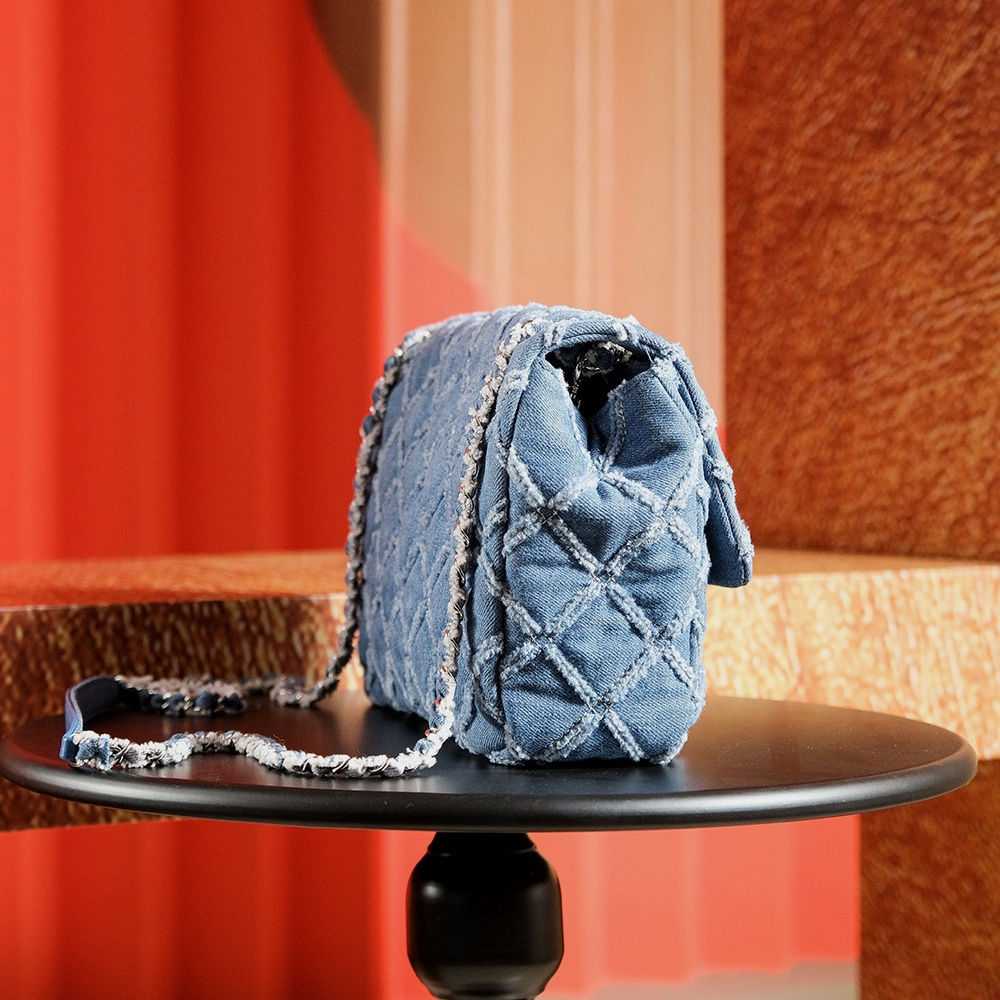 Chanel 香奈兒 Leather Goods