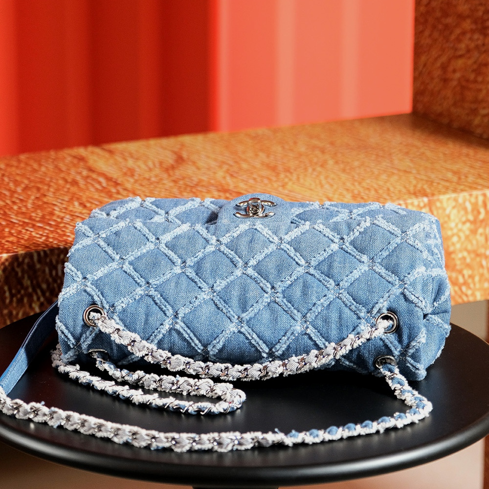 Chanel 香奈兒 Leather Goods