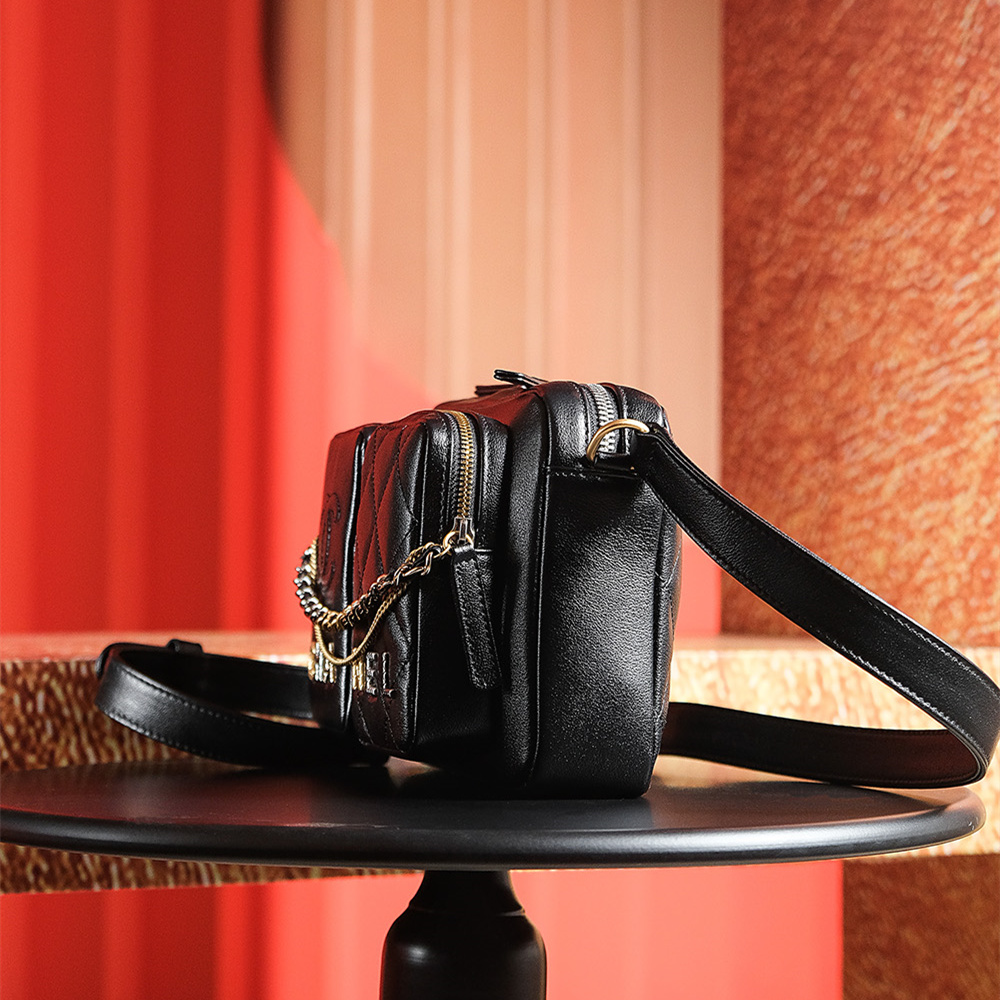 Chanel 香奈兒 Leather Goods