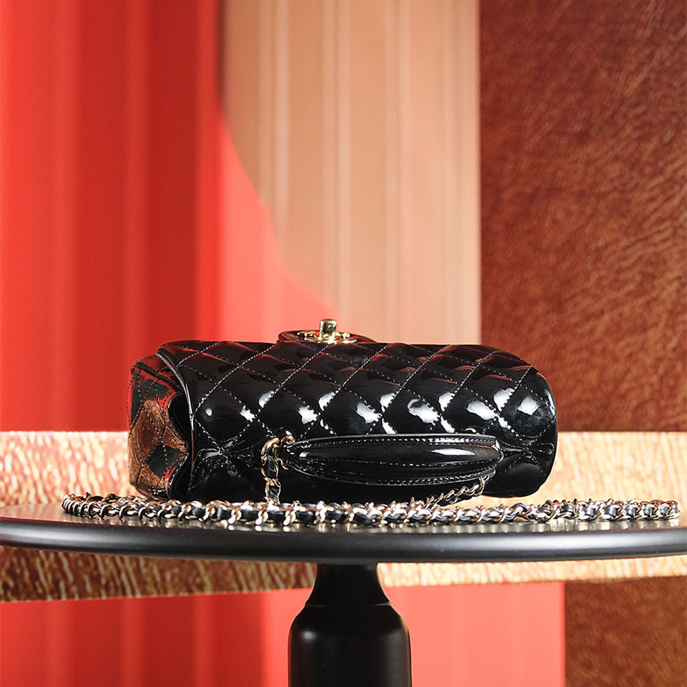 Chanel 香奈兒 Leather Goods