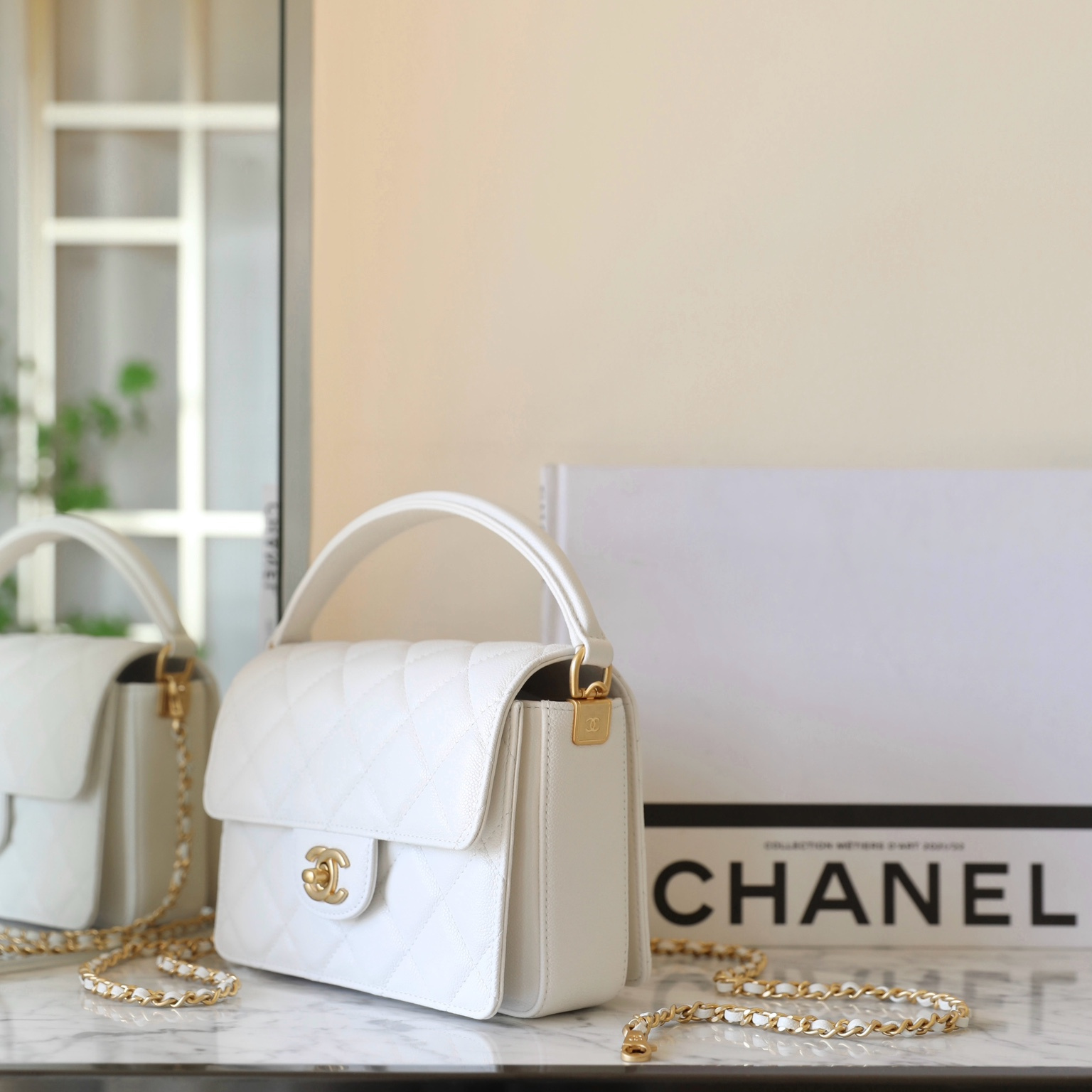 高仿Chanel*24K系列AS03002手柄口蓋包中號牛皮免檢版