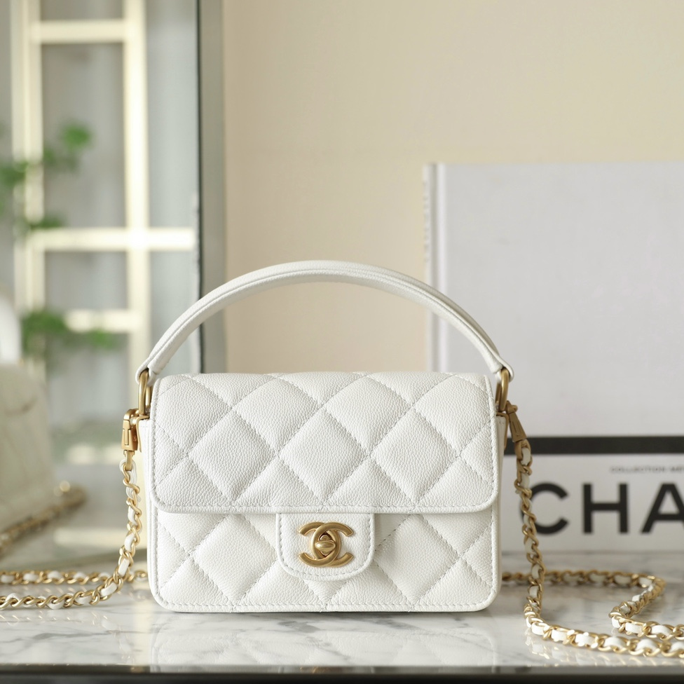 Chanel 香奈兒 Leather Goods