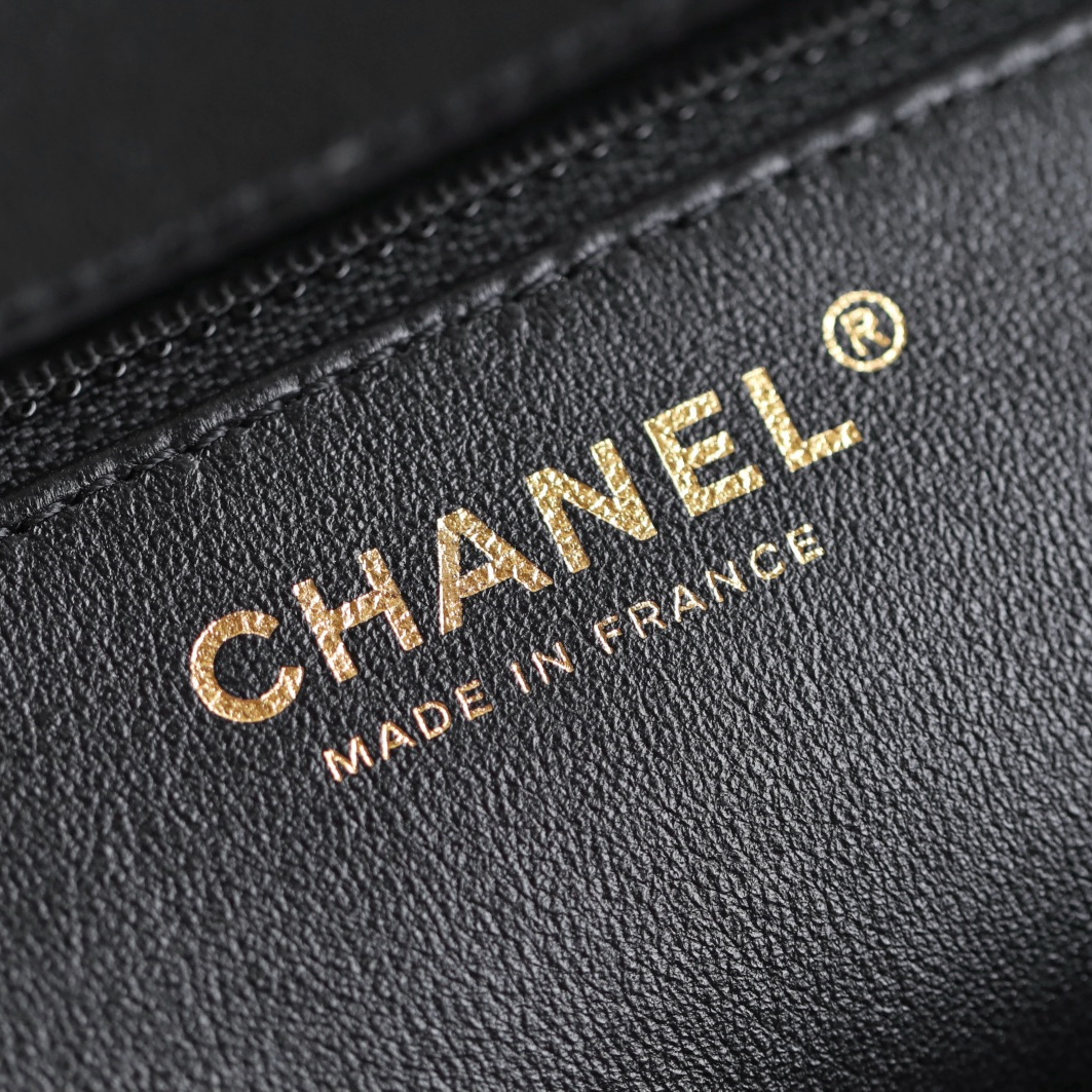 Chanel 香奈兒 Leather Goods