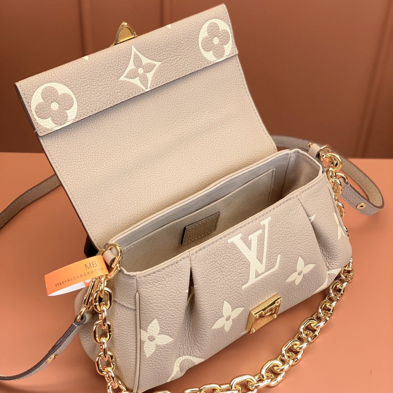 Louis Vuitton 路易威登 Chain Bag