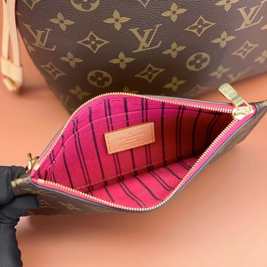 Louis Vuitton 路易威登 Leather Goods
