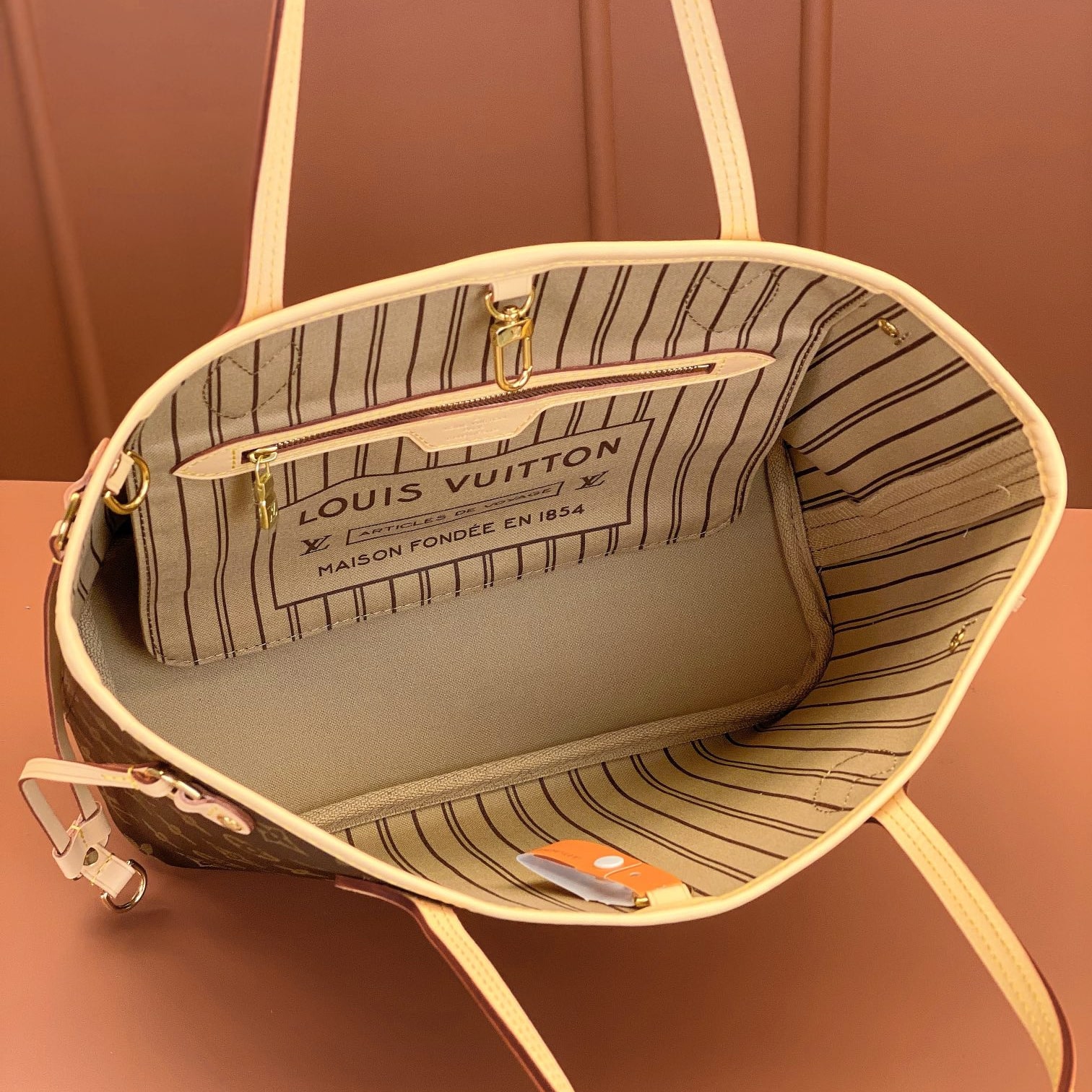 Louis Vuitton 路易威登 Leather Goods