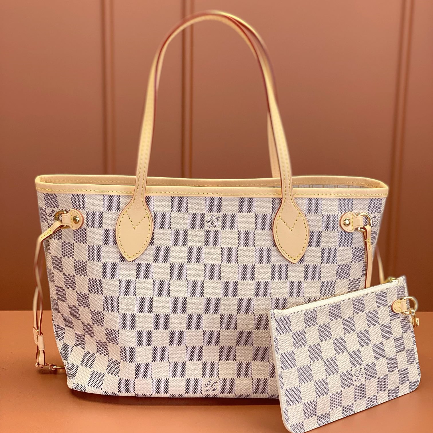 Louis Vuitton 路易威登 Leather Goods