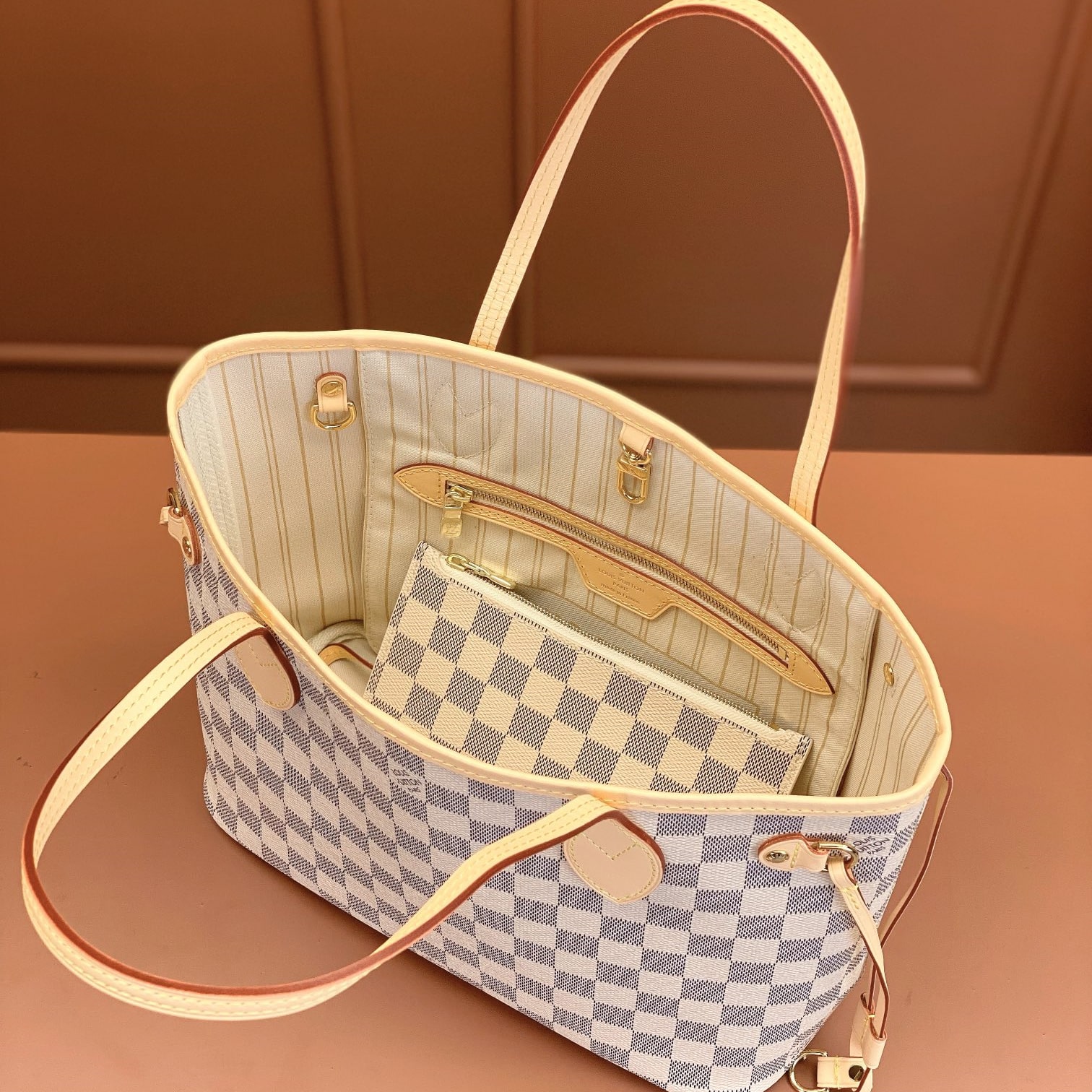 Louis Vuitton 路易威登 Leather Goods