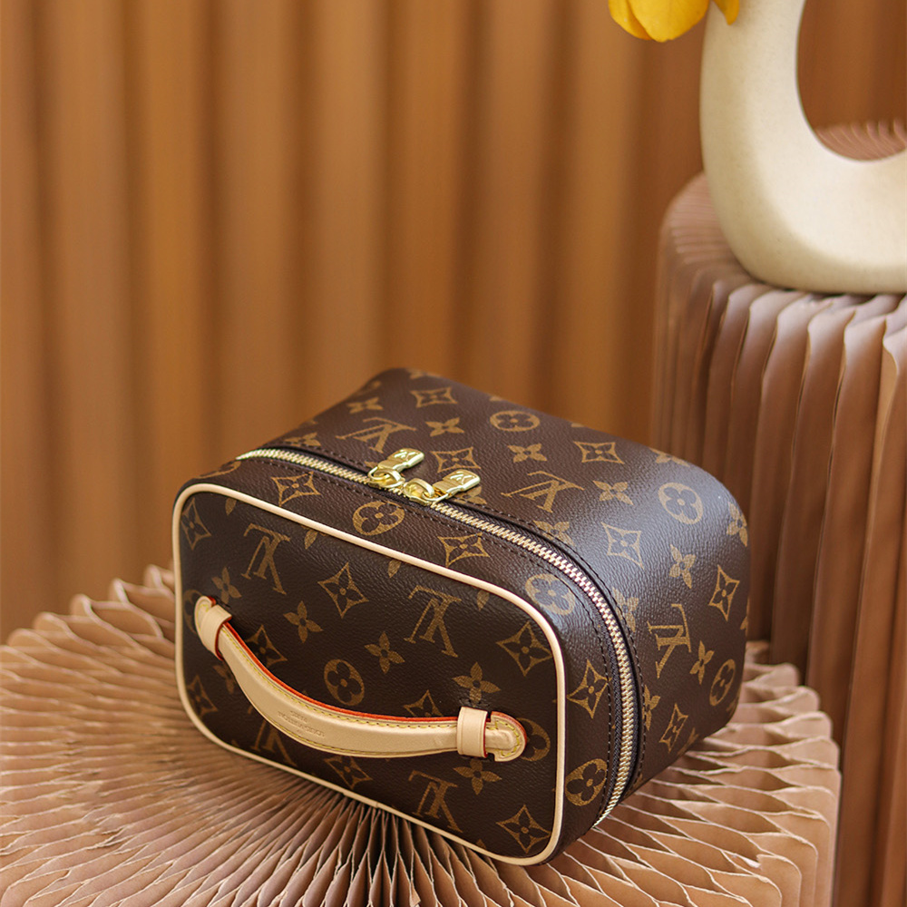 Louis Vuitton 路易威登 Leather Goods