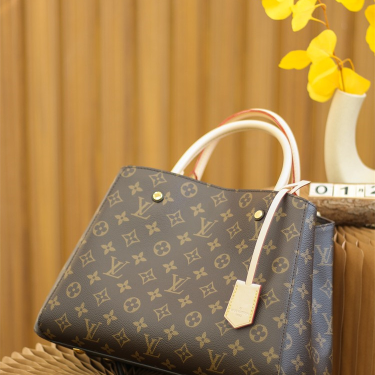 Louis Vuitton 路易威登 Leather Goods